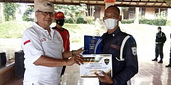 Penghargaan siswa terbaik
