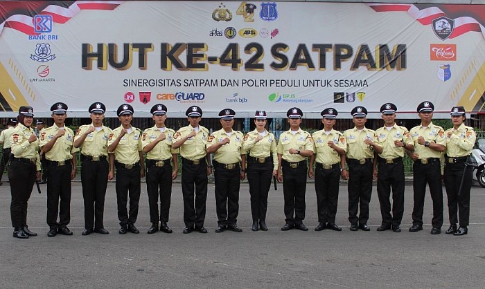 Juara III Lomba gerak jalan HUT satpam ke 42